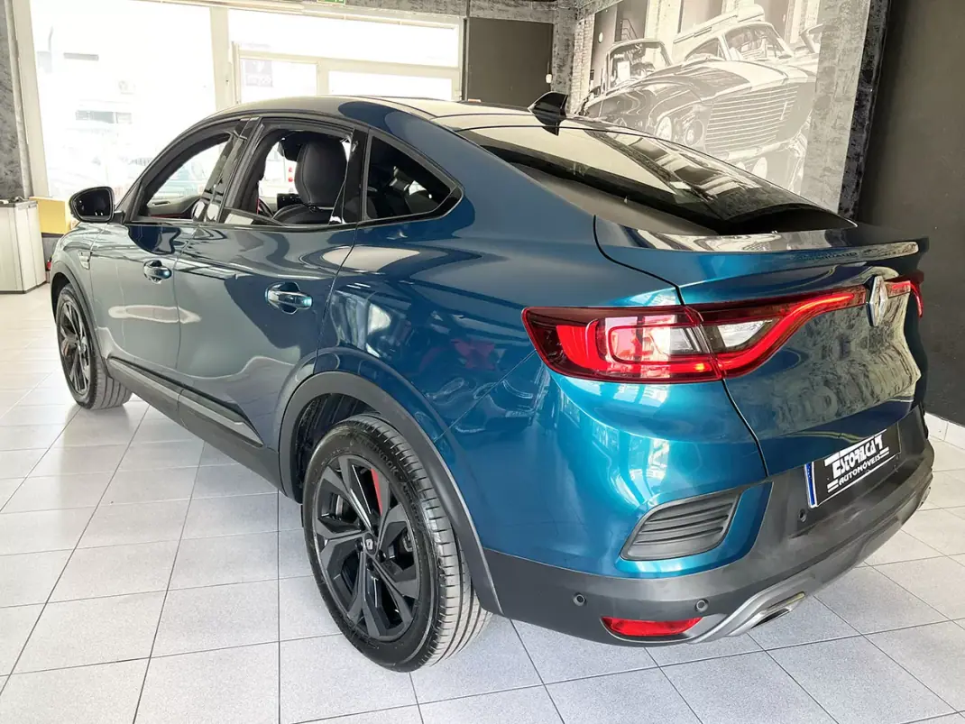 Renault Arkana 2022 - 19900 EUR, 119307 km - AUTO.MOTO.pt - 119307km - foto 3 de 17