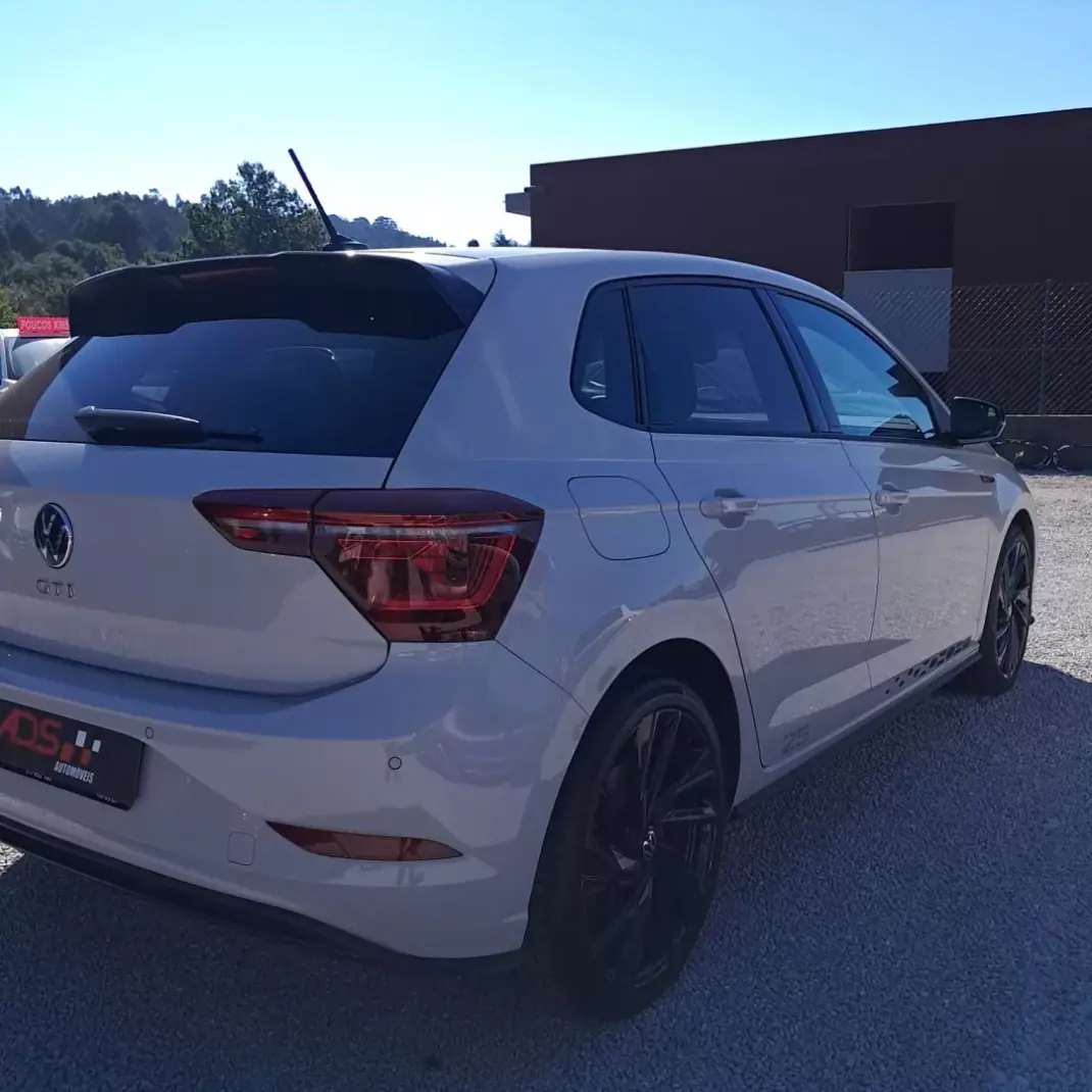 Volkswagen Polo 2024 - 31450 EUR, 8900 km - 8900km - foto 6 de 18