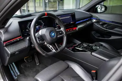 BMW i5 2023 - 74990 EUR, 17145 km - AUTO.MOTO.pt - 17145km - foto 36 de 60