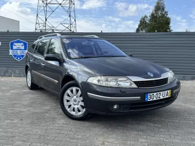 Renault Laguna Break 2003 - 2250 EUR, 186122 km - AUTO.MOTO.pt - 186122km - foto 2 de 16