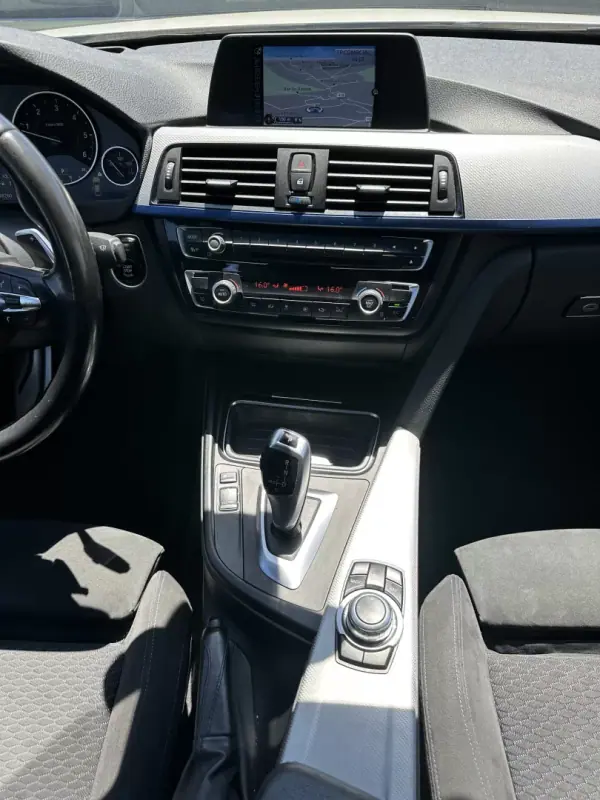 BMW 420 Gran Coupé 2014 - 17900 EUR, 280000 km - AUTO.MOTO.pt - 280000km - foto 57 de 68