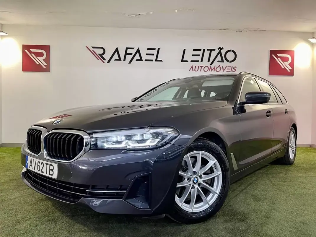 BMW 520 2023 - 33750 EUR, 83000 km - AUTO.MOTO.pt - 83000km - foto 1 de 36