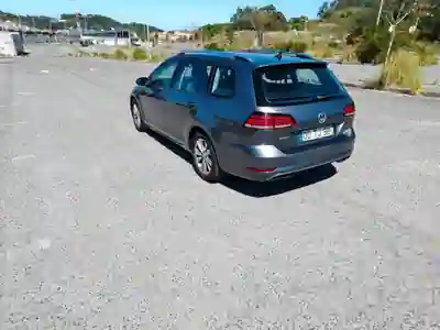 Volkswagen Golf Variant 2017 — foto 3 de 13