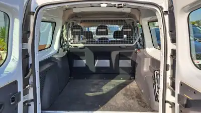 Renault Kangoo 1.5 DCi Maxi 2019 - 18900 EUR, 210580 km - AUTO.MOTO.pt - 210580km - foto 26 de 28