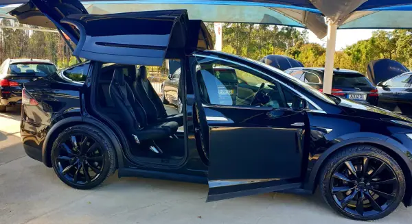 Tesla Model X 2019 - 59990 EUR, 179000 km - AUTO.MOTO.pt - 179000km - foto 16 de 61