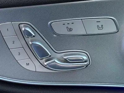 Mercedes-Benz E 220 2017 - 31950 EUR, 241000 km - AUTO.MOTO.pt - 241000km - foto 48 de 51