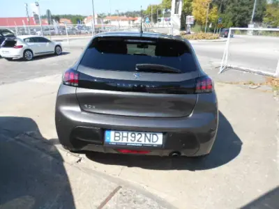 Peugeot 208 2024 - 15900 EUR, 24980 km - 24980km - foto 5 de 13