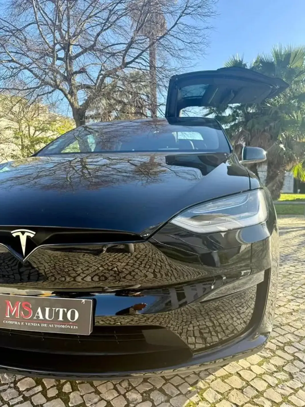 Tesla Model X 2023 - 81890 EUR, 49000 km - AUTO.MOTO.pt - 49000km - foto 33 de 47