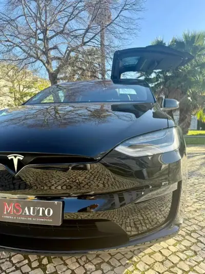 Tesla Model X 2023 - 81890 EUR, 49000 km - AUTO.MOTO.pt - 49000km - foto 33 de 47
