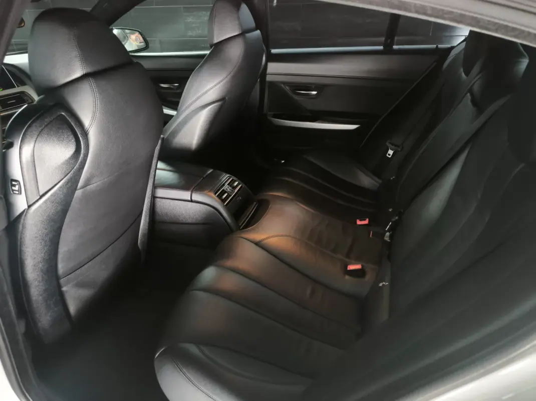 BMW 640 Gran Coupé 2015 - 24950 EUR, 232000 km - 232000km - foto 26 de 47