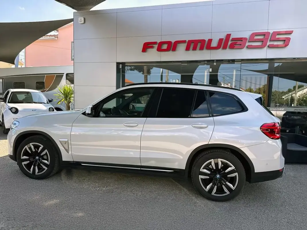 BMW iX3 2021 - 33700 EUR, 75861 km - 75861km - foto 38 de 38