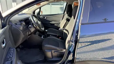 Renault Captur 2018 - 12990 EUR, 149914 km - AUTO.MOTO.pt - 149914km - foto 20 de 44