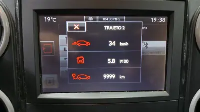 Citroën Berlingo 1.6 Bluehdi L2 100 cv longa C Iva 2018 - 16990 EUR, 67000 km - AUTO.MOTO.pt - 67000km - foto 38 de 41