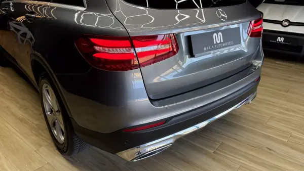 Mercedes-Benz GLC 250 2018 - 29990 EUR, 172000 km - 172000km - foto 16 de 56