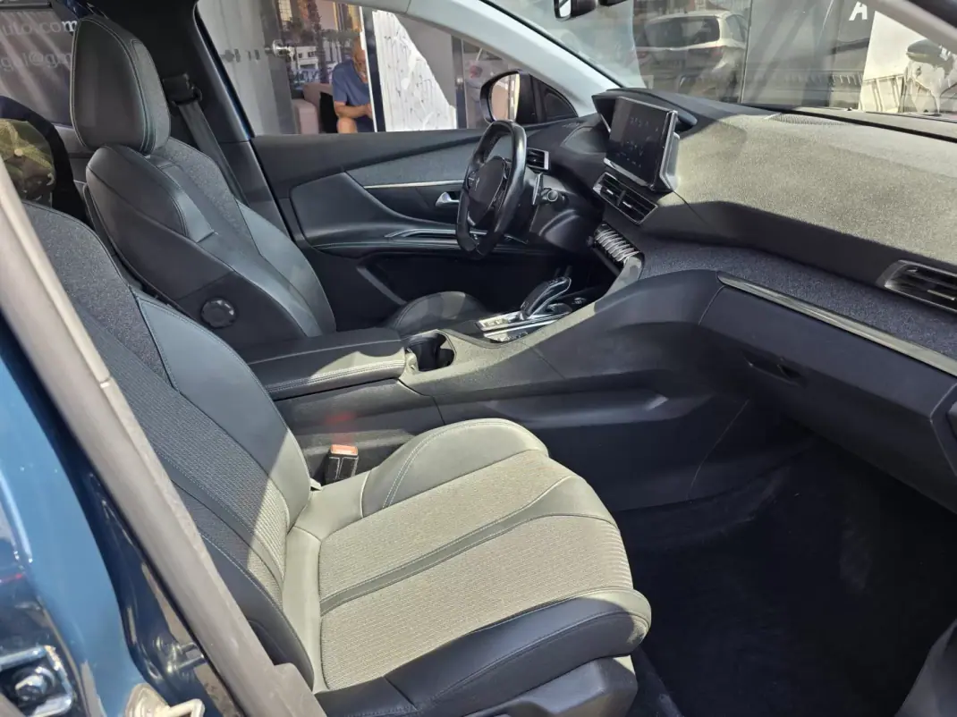 Peugeot 5008 2022 - 23900 EUR, 148000 km - 148000km - foto 16 de 31