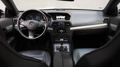 Mercedes-Benz E 250 2009 - 11999 EUR, 478000 km - AUTO.MOTO.pt - 478000km - foto 33 de 35