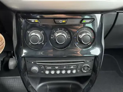 Citroën C3 2014 - 7490 EUR, 121390 km - 121390km - foto 16 de 19