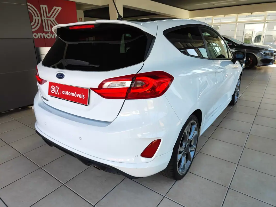 Ford Fiesta 2019 - 12950 EUR, 95000 km - 95000km - foto 12 de 41
