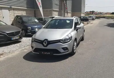 Renault Clio Sport Tourer 2018 - 11890 EUR, 89764 km - AUTO.MOTO.pt - 89764km - foto 9 de 46