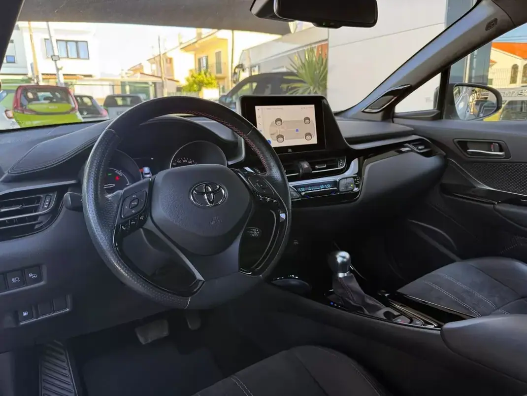 Toyota C-HR 2022 - 30900 EUR, 79989 km - 79989km - foto 44 de 60