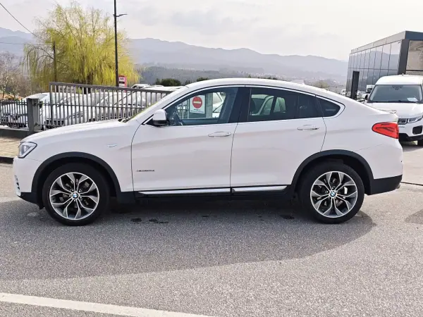 BMW X4 2014 - 23500 EUR, 223000 km - AUTO.MOTO.pt - 223000km - foto 4 de 42