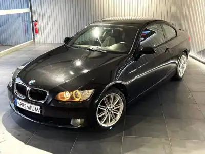 BMW 320 2007 - 13500 EUR, 221000 km - AUTO.MOTO.pt - 221000km - foto 12 de 33