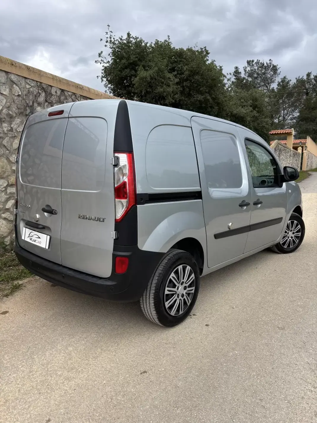 Renault Kangoo 2021 - 8900 EUR, 176000 km - AUTO.MOTO.pt - 176000km - foto 2 de 8