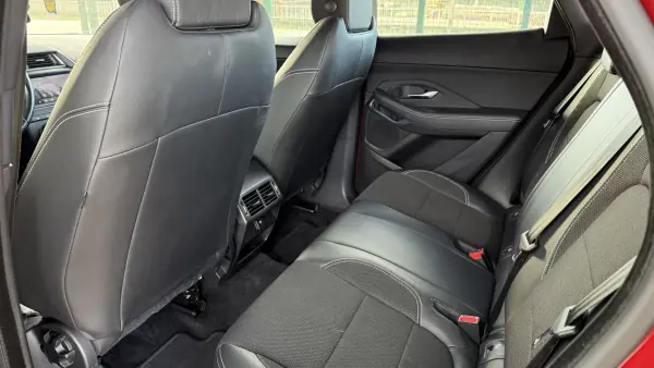 Jaguar E-Pace 2019 - 24500 EUR, 164000 km - AUTO.MOTO.pt - 164000km - foto 59 de 64
