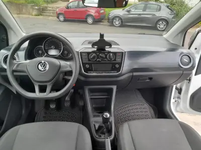 Volkswagen Up! 2024 - 15900 EUR, 43000 km - AUTO.MOTO.pt - 43000km - foto 9 de 11