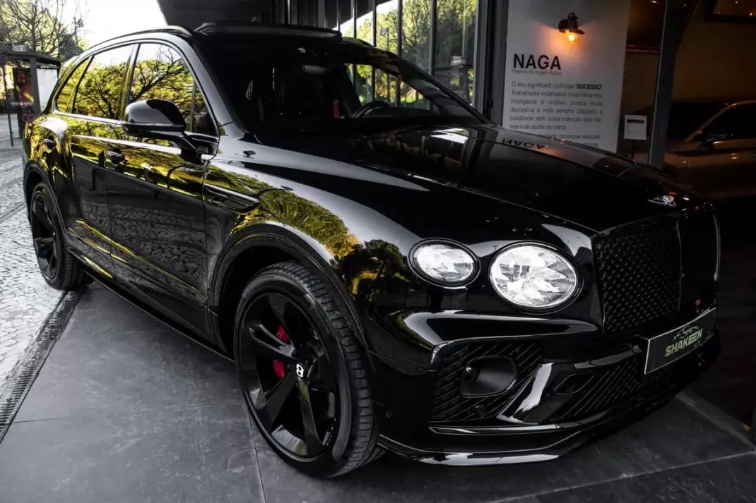 Bentley Bentayga 2022 - 210000 EUR, 70942 km - AUTO.MOTO.pt - 70942km - foto 6 de 57