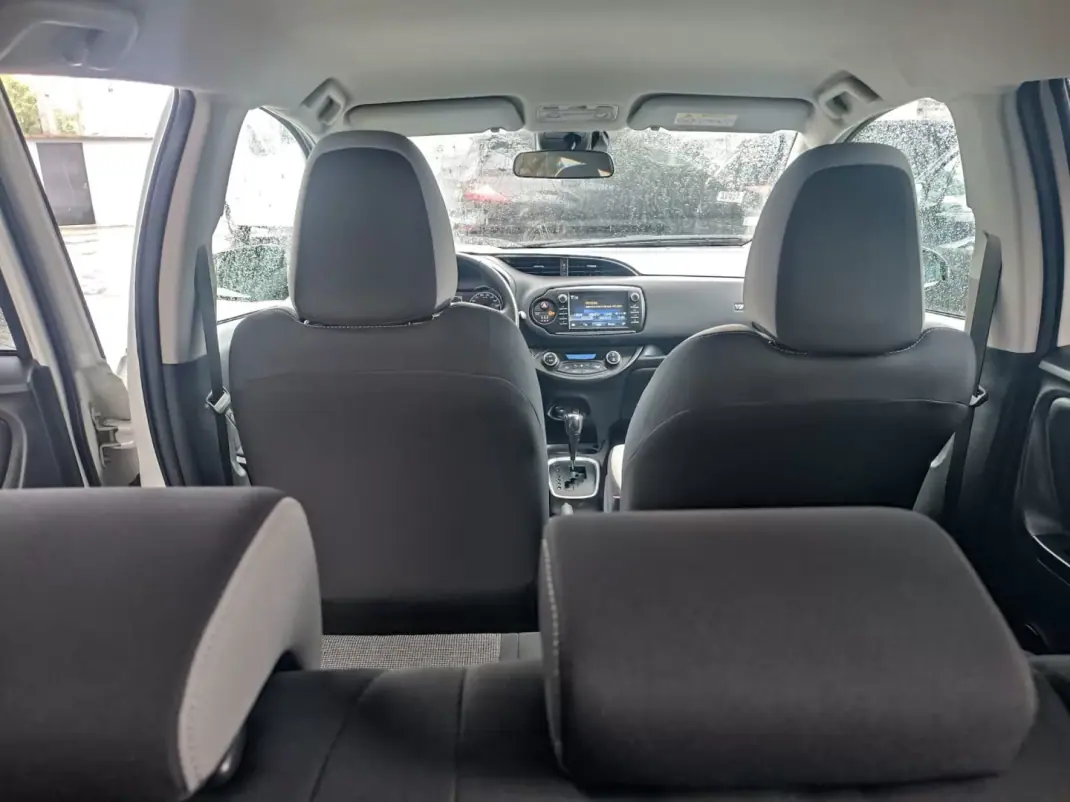 Toyota Yaris 2019 - 18750 EUR, 53000 km - AUTO.MOTO.pt - 53000km - foto 15 de 16