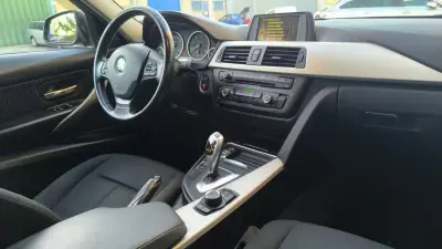 BMW 318 2014 - 10800 EUR, 305000 km - foto 5 de 21
