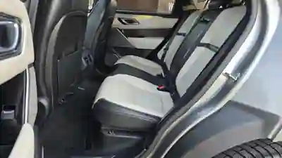 Land Rover Range Rover Velar 2017 - 27950 EUR, 205000 km - 205000km - foto 10 de 15
