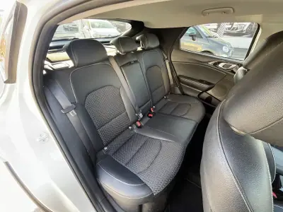 Kia XCeed 2021 - 16950 EUR, 147000 km - AUTO.MOTO.pt - 147000km - foto 29 de 33