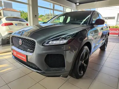 Jaguar E-Pace 2018 - 22500 EUR, 66000 km - AUTO.MOTO.pt - 66000km - foto 5 de 39