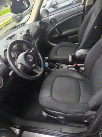 MINI Countryman 2012 - 7350 EUR, 262000 km - AUTO.MOTO.pt - 262000km - foto 10 de 16