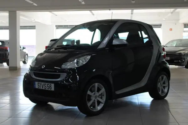 Smart Fortwo Cabrio 2009 - 6500 EUR, 122572 km - AUTO.MOTO.pt - 122572km - foto 4 de 15