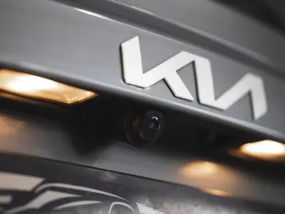 Kia e-Niro 2022 - 25990 EUR, 60682 km - AUTO.MOTO.pt - 60682km - foto 12 de 19