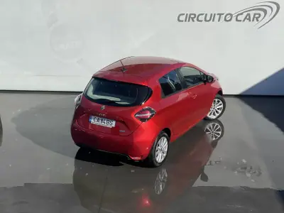 Renault Zoe 2020 - 15250 EUR, 74811 km - AUTO.MOTO.pt - 74811km - foto 8 de 38