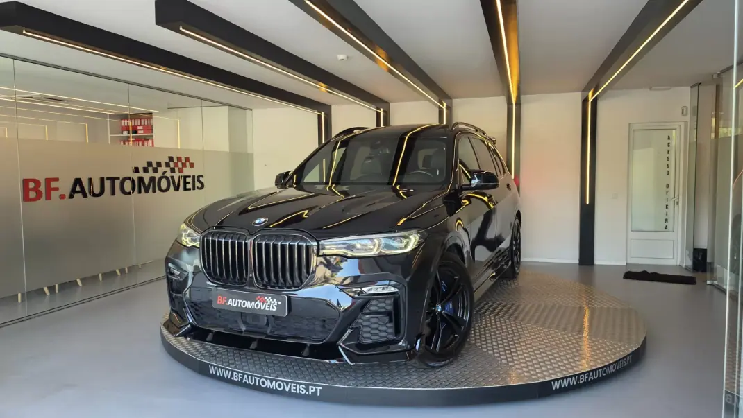 BMW X7 2022 - 65900 EUR, 194444 km - AUTO.MOTO.pt - 194444km - foto 13 de 72