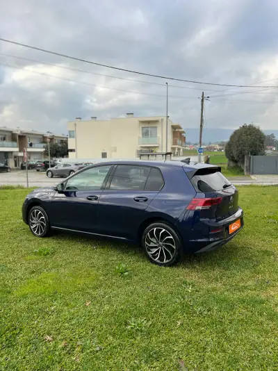Volkswagen Amarok 2023 - 21900 EUR, 26720 km - AUTO.MOTO.pt - 26720km - foto 5 de 9