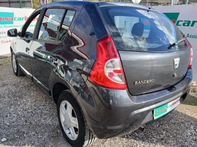 Dacia Sandero 2012 - 5750 EUR, 158792 km - AUTO.MOTO.pt - 158792km - foto 13 de 31