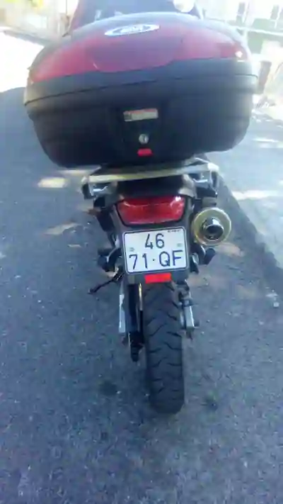 Honda Transalp Base 2000 - 3000 EUR, 75000 km - AUTO.MOTO.pt - 75000km - foto 3 de 8
