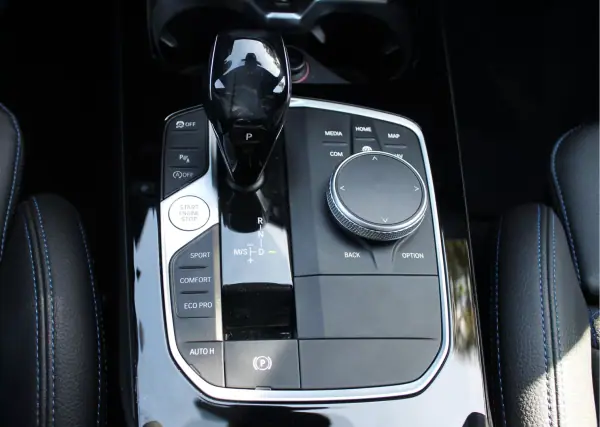 BMW 135 2020 - 39000 EUR, 75000 km - AUTO.MOTO.pt - 75000km - foto 28 de 37