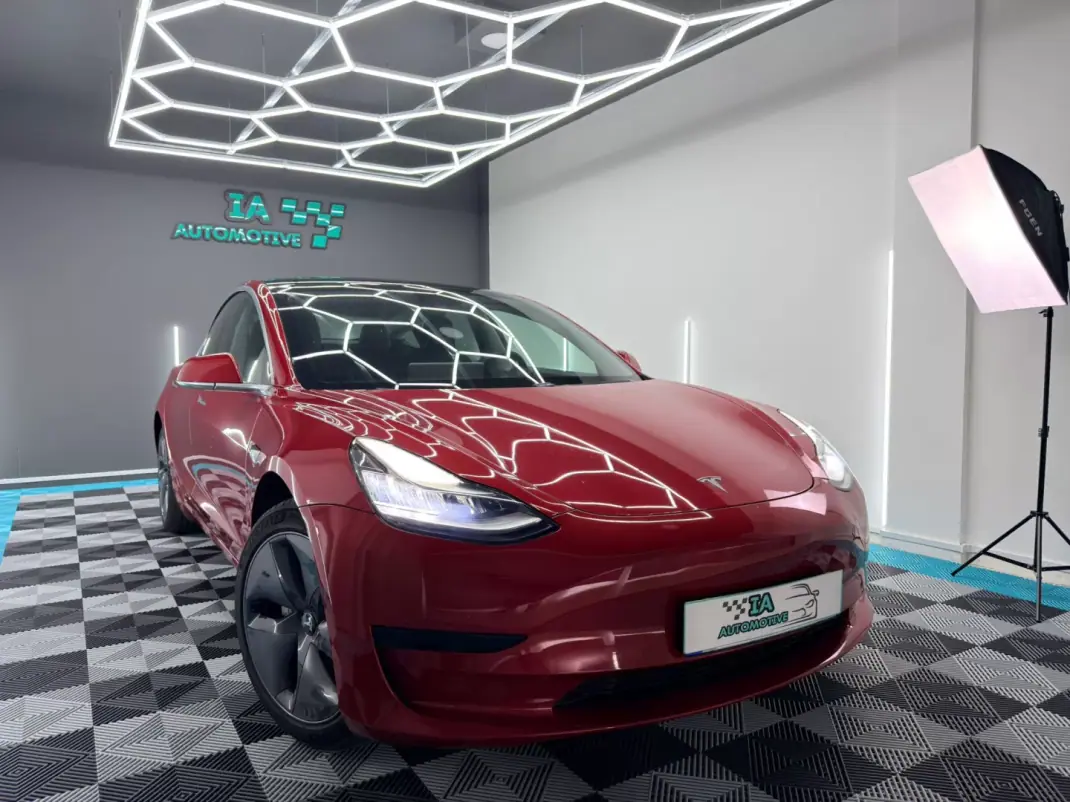 Tesla Model 3 2020 - 19500 EUR, 167000 km - AUTO.MOTO.pt - 167000km - foto 4 de 21