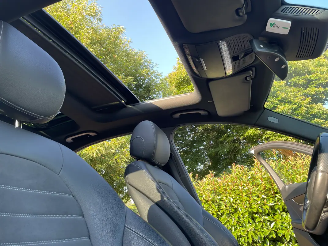 Mercedes-Benz C 200 2019 - 35500 EUR, 72000 km - AUTO.MOTO.pt - 72000km - foto 9 de 14
