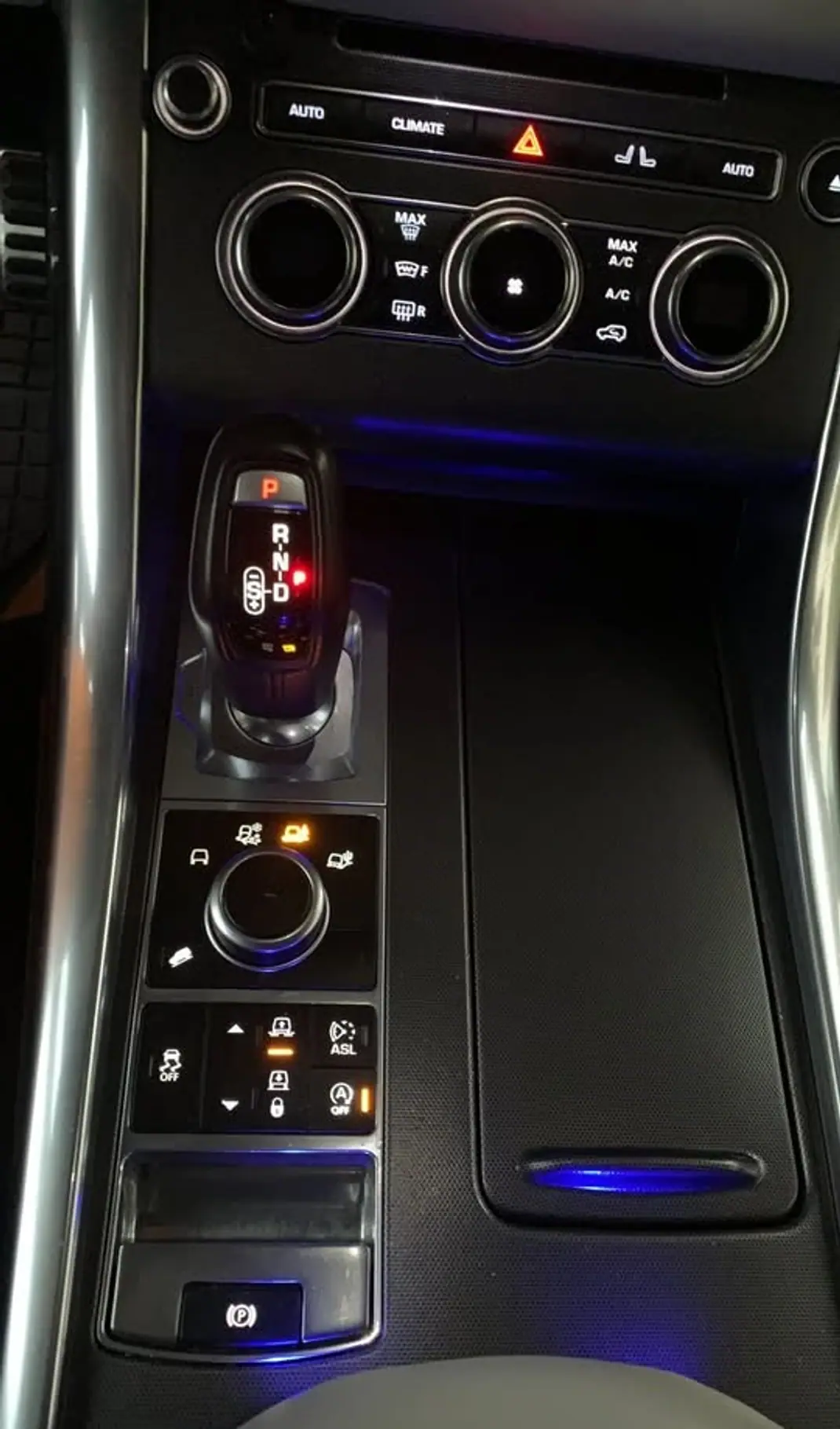 Land Rover Range Rover Sport 2014 - 32800 EUR, 252999 km - AUTO.MOTO.pt - 252999km - foto 9 de 18