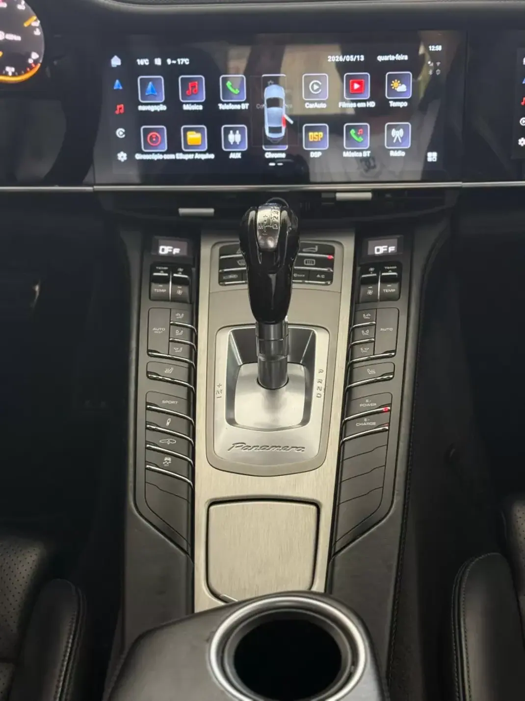 Porsche Panamera 2015 - 39900 EUR, 186000 km - AUTO.MOTO.pt - 186000km - foto 14 de 17