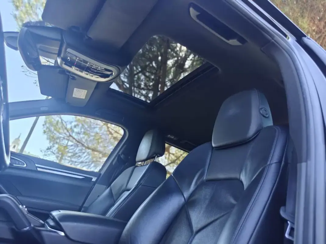Porsche Cayenne 2016 - 42499 EUR, 199000 km - 199000km - foto 28 de 41