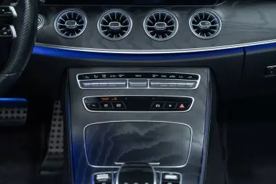 Mercedes-Benz E 220 2021 - 49950 EUR, 64000 km - AUTO.MOTO.pt - 64000km - foto 20 de 60